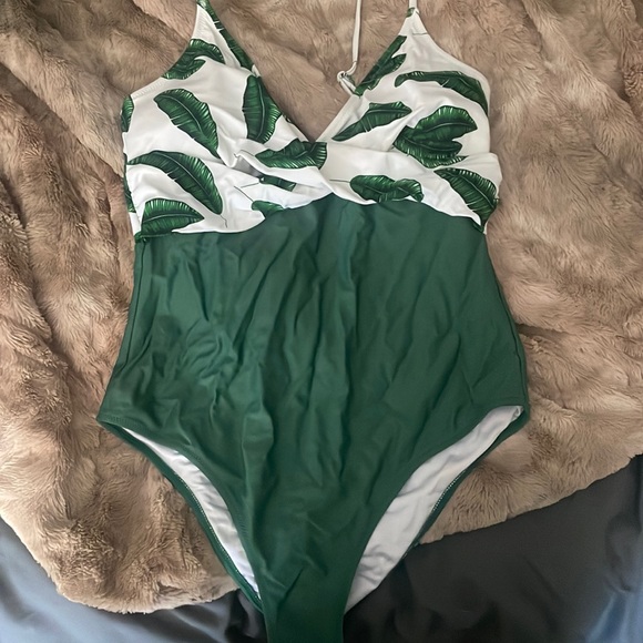 Cupshe Swim Banana Leaf Twistfront One Piece Swimsuit Poshmark